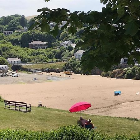 Beach Retreat Aberporth Exterior photo